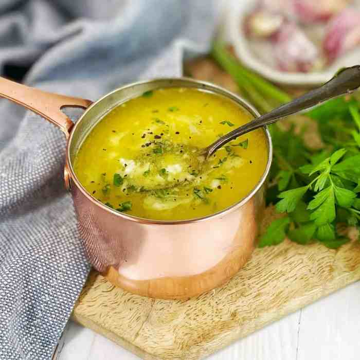 Recipe for creamy garlic butter sauce