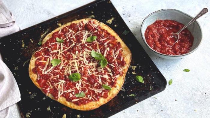 Recipe for pizza sauce using fresh tomatoes